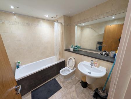 2 bedroom Flat for sale in 138 Chapel Street, Manchester, M3