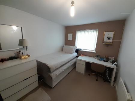 2 bedroom Flat to let in Woden Street, Salford, M5