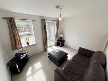 4 bedroom Town house to let in Rook Street, Hulme, Manchester, M15