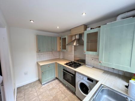 4 bedroom Terraced House to let in Loxford Street, Hulme, Manchester, M15
