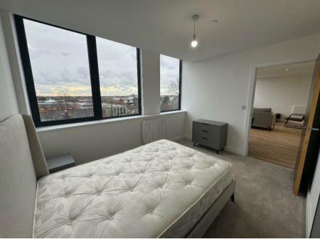 1 bedroom Flat to let in Talbot Road, Old Trafford, Manchester, M16