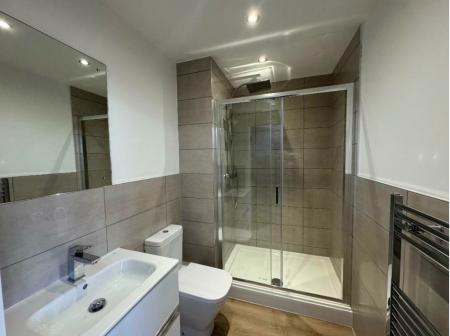 1 bedroom Flat to let in Talbot Road, Old Trafford, Manchester, M16