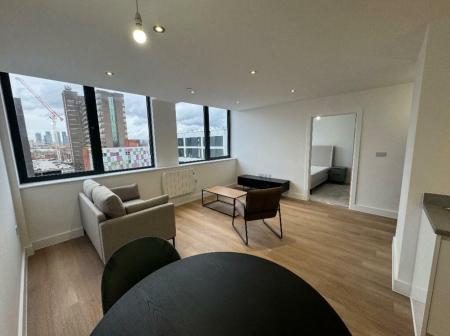 1 bedroom Flat to let in Talbot Road, Old Trafford, Manchester, M16