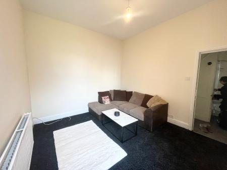 1 bedroom House share to let in Barlow Moor Road, Chorlton, Manchester, M21
