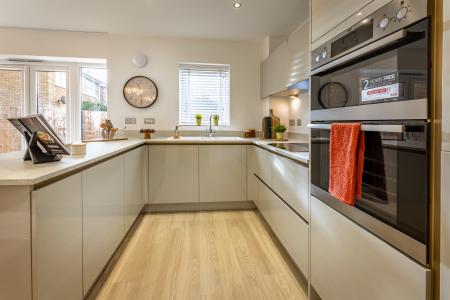 3 bedroom Semi-detached house for sale in Abbey Road, West Bridgford, NG2