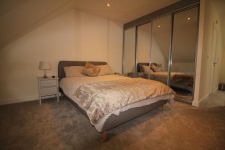 3 bedroom Semi-detached house to let in Albertine Gardens, Edwalton, Nottingham, NG12