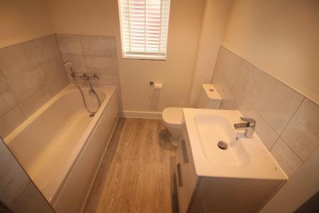 3 bedroom Semi-detached house to let in Albertine Gardens, Edwalton, Nottingham, NG12