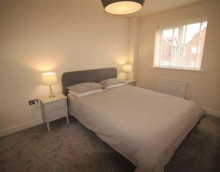 3 bedroom Semi-detached house to let in Albertine Gardens, Edwalton, Nottingham, NG12