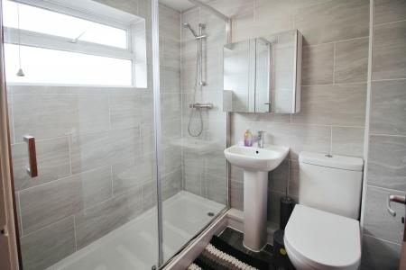 2 bedroom Terraced House to let in Radcliffe Street, The Meadows, Nottingham, NG2