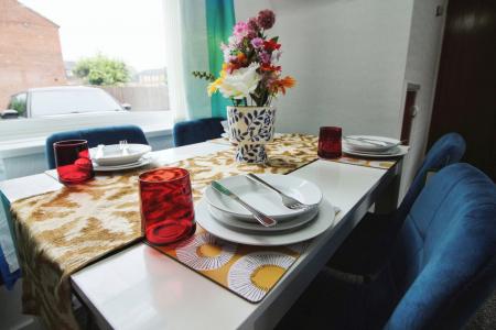 2 bedroom Terraced House to let in Radcliffe Street, The Meadows, Nottingham, NG2