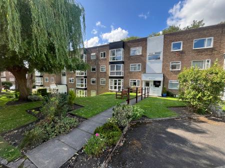 Lowther Road, Prestwich, M25