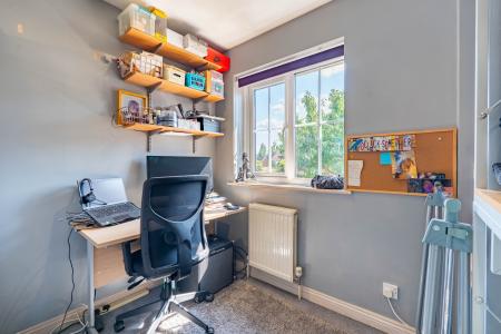 3 bedroom Semi-detached house for sale in Kingsley Court, Welwyn Garden City, AL7