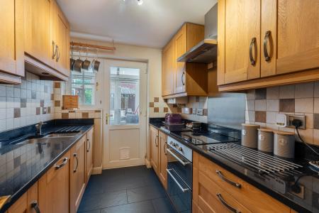 3 bedroom Semi-detached house for sale in Kingsley Court, Welwyn Garden City, AL7