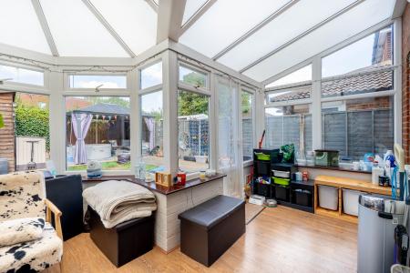 3 bedroom Semi-detached house for sale in Kingsley Court, Welwyn Garden City, AL7