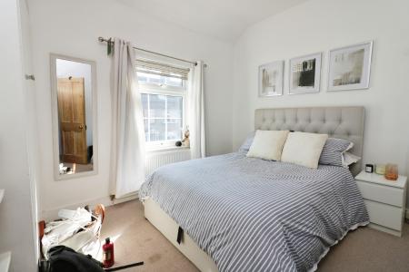 2 bedroom Semi-detached house to let in Pondcroft Road, Knebworth, SG3