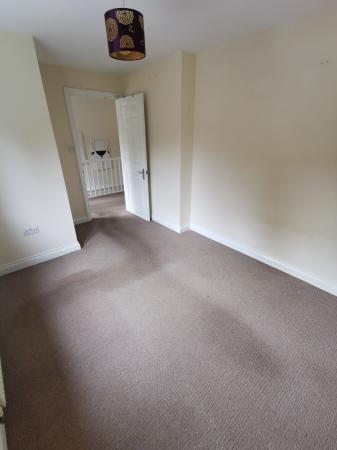 2 bedroom Apartment for sale in Swallow Close, Wellingborough, NN8