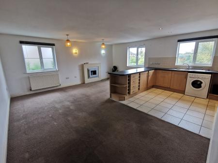 2 bedroom Apartment for sale in Swallow Close, Wellingborough, NN8