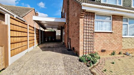 2 bedroom Bungalow for sale in Scott Road