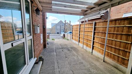 2 bedroom Bungalow for sale in Scott Road