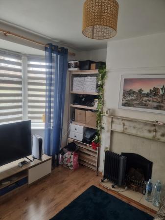 3 bedroom Semi-detached house to let in Eastfield Road, Wellingborough, NN8