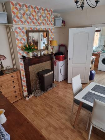 3 bedroom Semi-detached house to let in Eastfield Road, Wellingborough, NN8