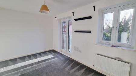 5 bedroom End of terrace house to let in Brook Street East, Wellingborough, NN8