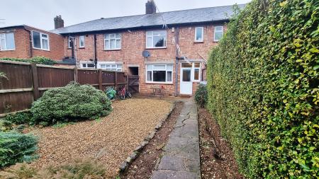 3 bedroom Terraced House to let in Hillside Road, Wellingborough, NN8
