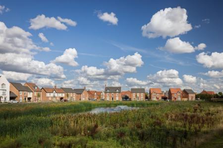 3 bedroom Terraced House to let in Roseburn Court, Biddenham, Bedford