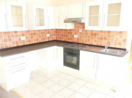 3 bedroom Terraced House to let in Cromwell Road, Rushden, NN10