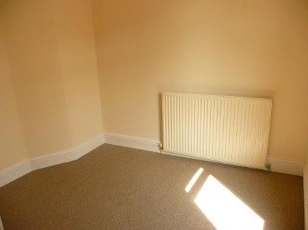 3 bedroom Terraced House to let in Cromwell Road, Rushden, NN10