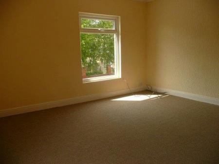 3 bedroom Terraced House to let in Cromwell Road, Rushden, NN10