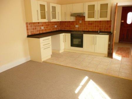 3 bedroom Terraced House to let in Cromwell Road, Rushden, NN10