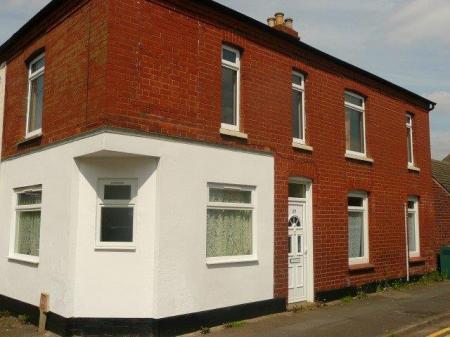 Cromwell Road, Rushden, NN10