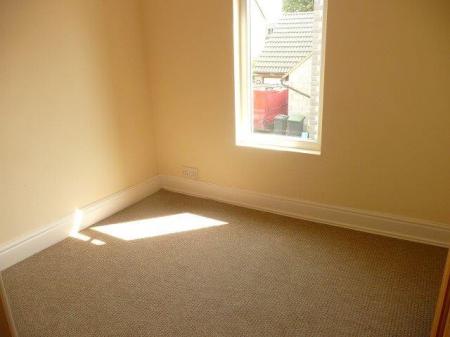 3 bedroom Terraced House to let in Cromwell Road, Rushden, NN10