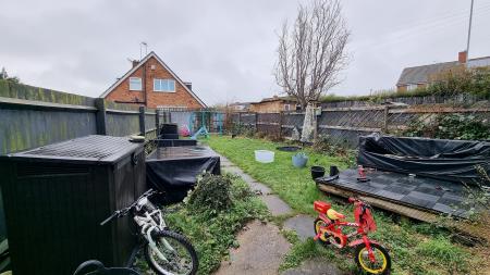 2 bedroom Semi-detached house for sale in Clare Road, Wellingborough