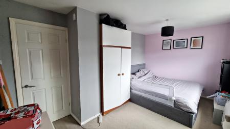 2 bedroom Semi-detached house for sale in Clare Road, Wellingborough