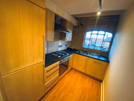 2 bedroom Flat to let in The Brewhouse, Castle Brewery, Newark, NG24