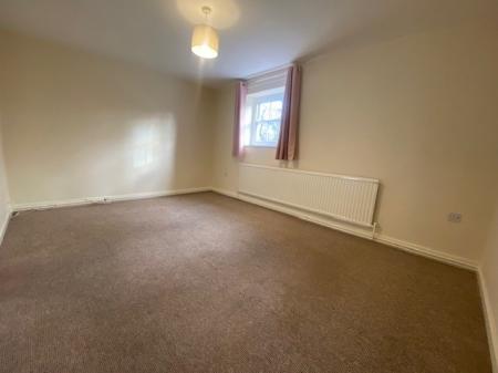 2 bedroom Flat to let in Wilson Street, Newark, NG24