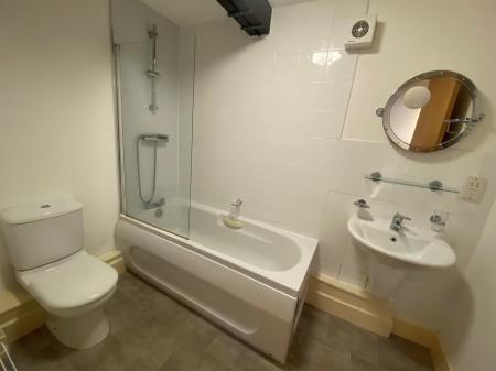 2 bedroom Apartment to let in The Brewhouse, Castle Brewery, Newark, NG24