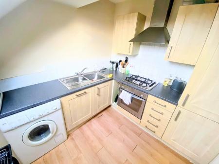 2 bedroom Flat to let in The Courtyard, Castle Brewery, Newark, NG24