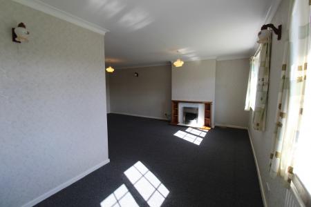 2 bedroom Bungalow to let in Back Lane, Claypole, NG23