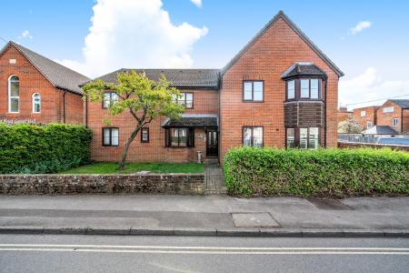 Kennet Road, Newbury, RG14