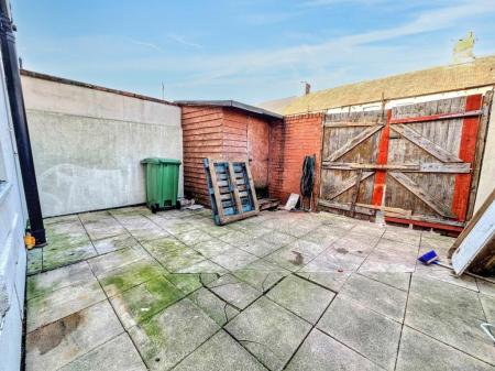 3 bedroom Terraced House to let in North Road, Wallsend, NE28