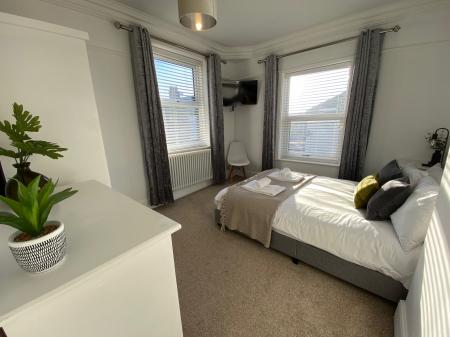 4 bedroom Terraced House to let in Lily Street, Wolstanton, ST5