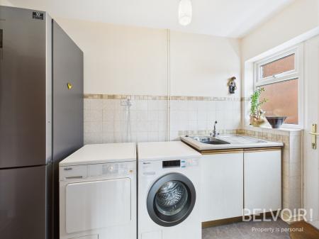 4 bedroom Detached house for sale in Diamond Ridge, Barlaston, ST12