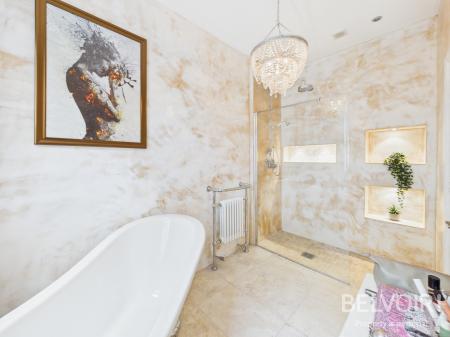 6 bedroom Detached house for sale in Moss Lane, Yarnfield, Stone, ST15