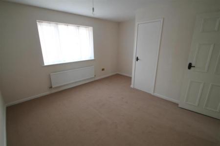 2 bedroom Terraced House to let in Booth Street, Wednesbury, WS10