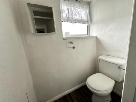 3 bedroom Terraced House to let in Harvills Hawthorn, West Bromwich, B70