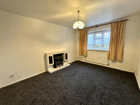 3 bedroom Terraced House to let in Harvills Hawthorn, West Bromwich, B70