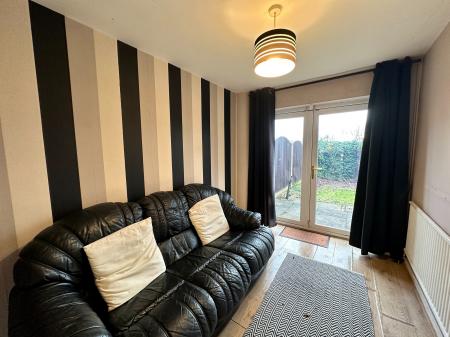 3 bedroom Semi-detached house for sale in Wakes Road, Wednesbury, Wednesbury, WS10